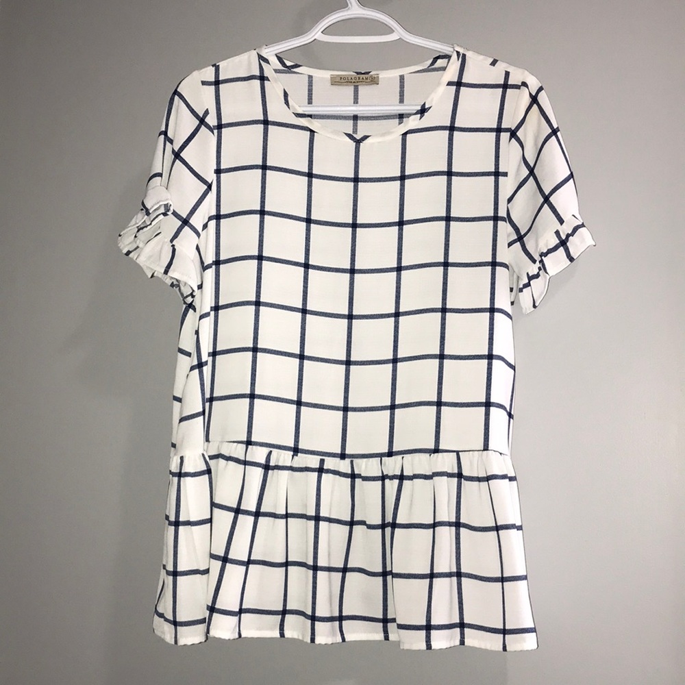 Cute white and blue checkered blouse!